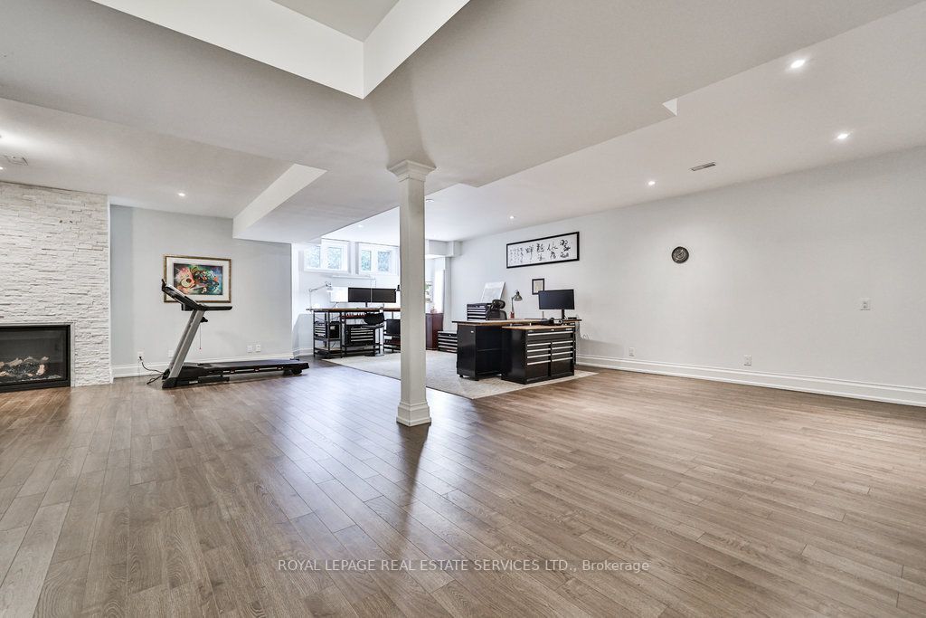 332 Sawyer Rd