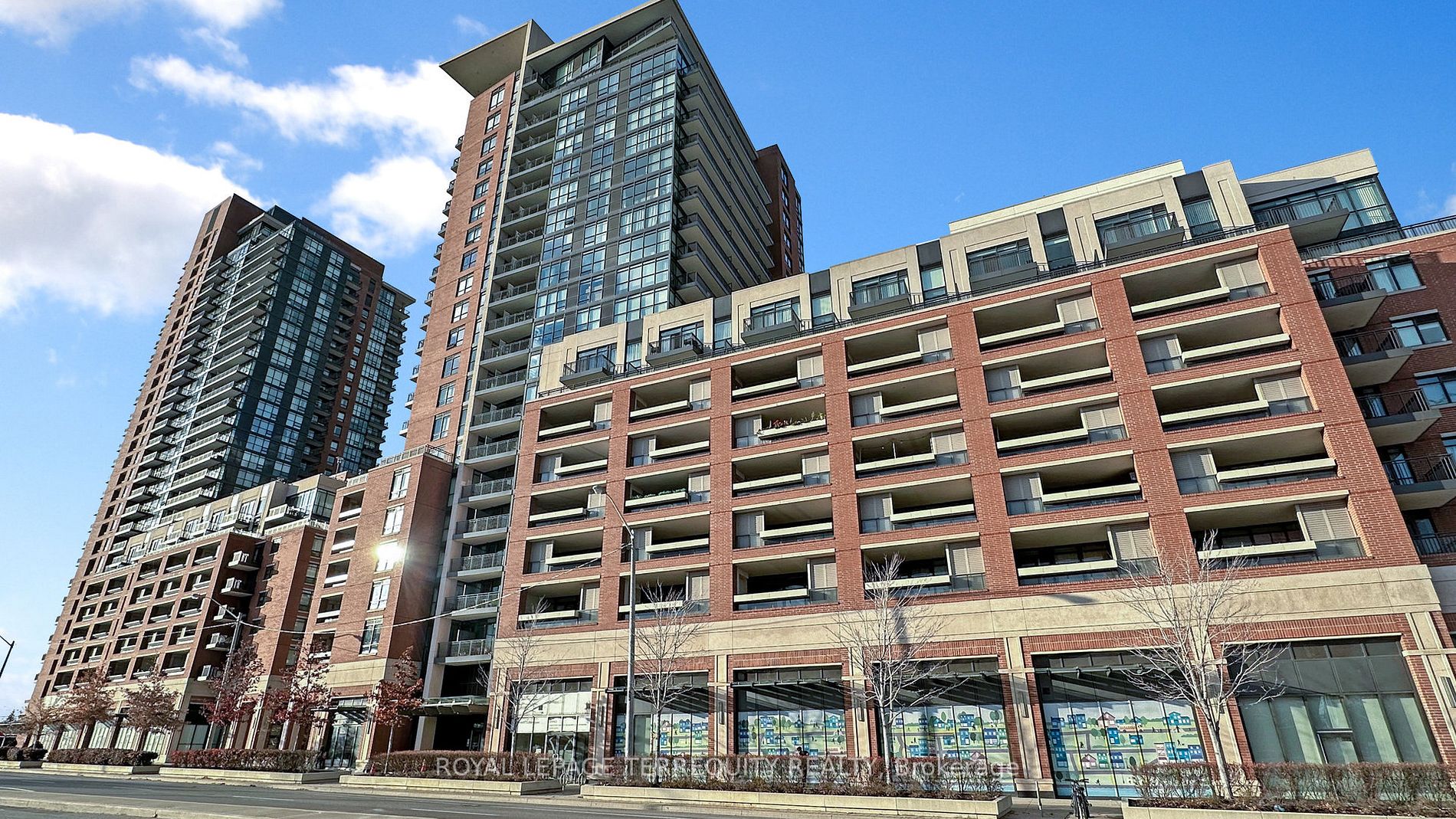 800 Lawrence Ave W, #1720