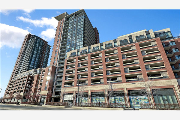 800 Lawrence Ave W, Toronto