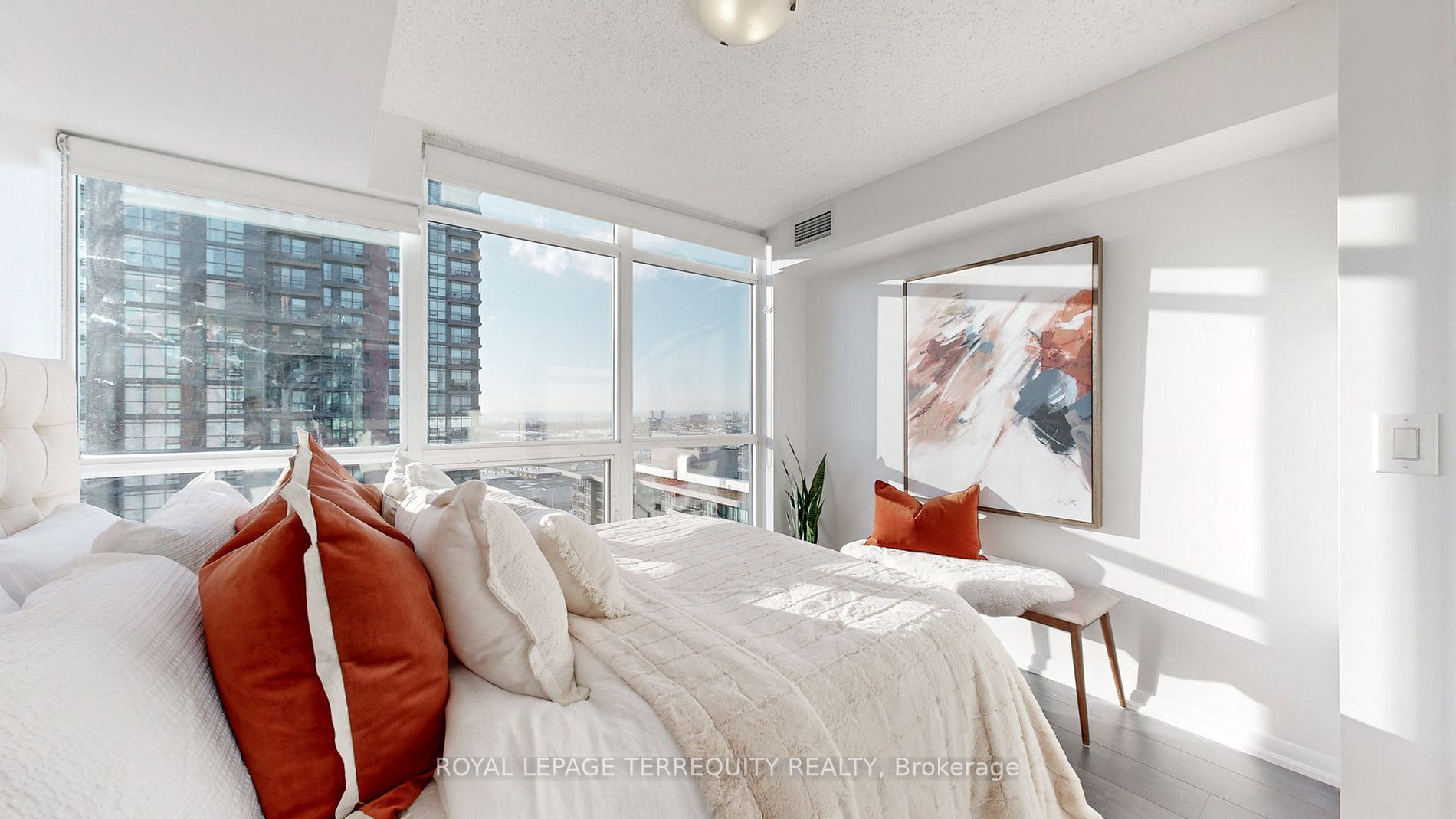 800 Lawrence Ave W, #1720