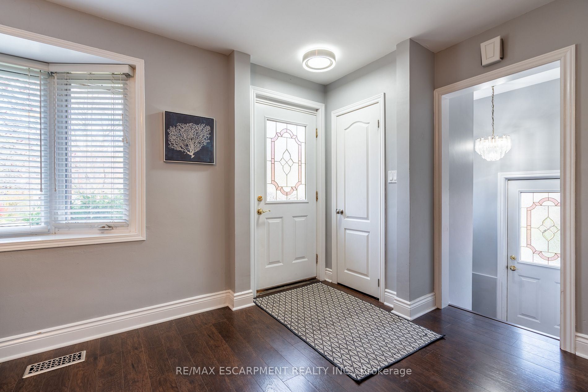 1388 Royal Dr