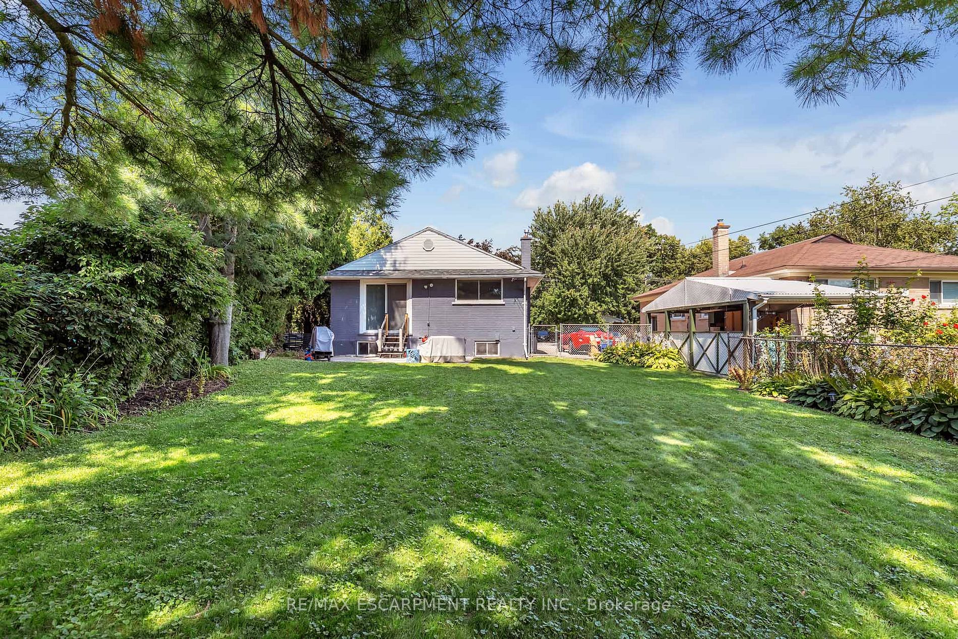 1388 Royal Dr