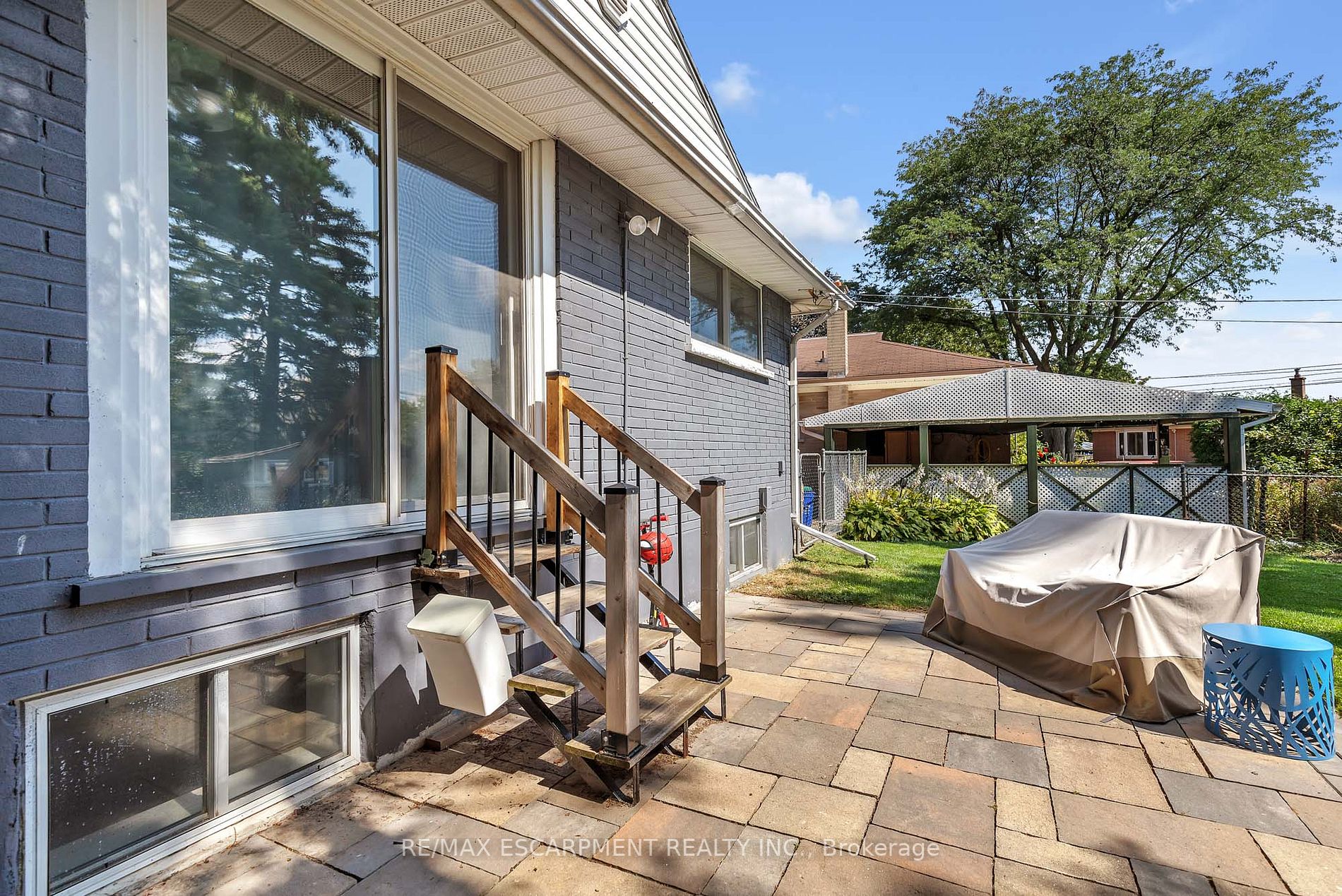 1388 Royal Dr