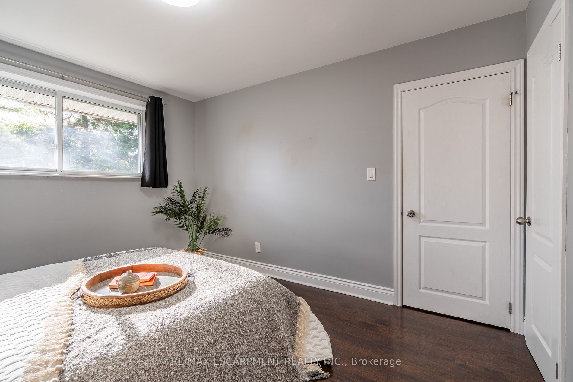 1388 Royal Dr