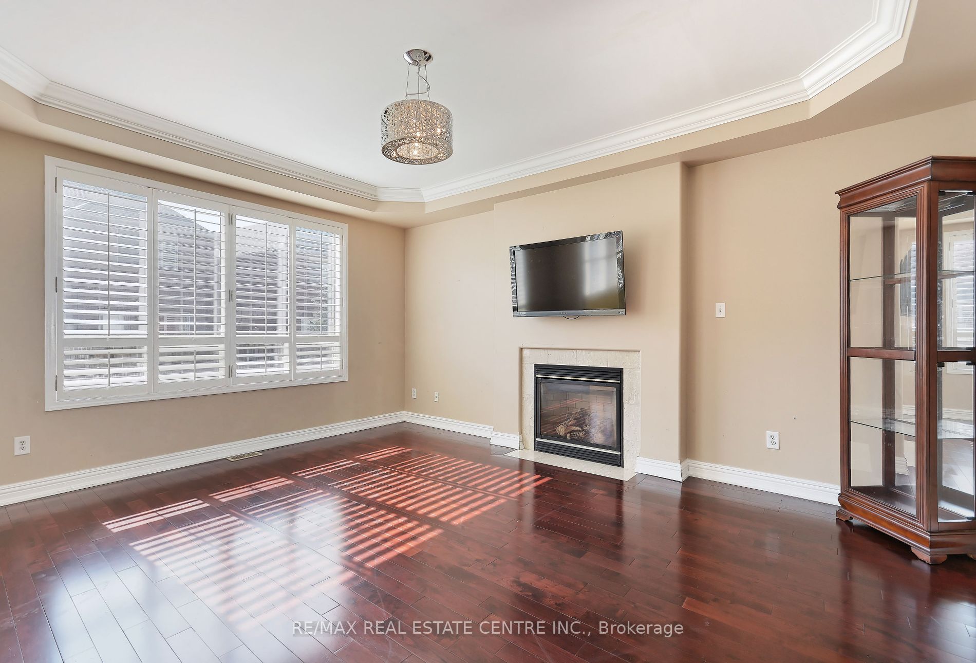 1399 Marshall Cres