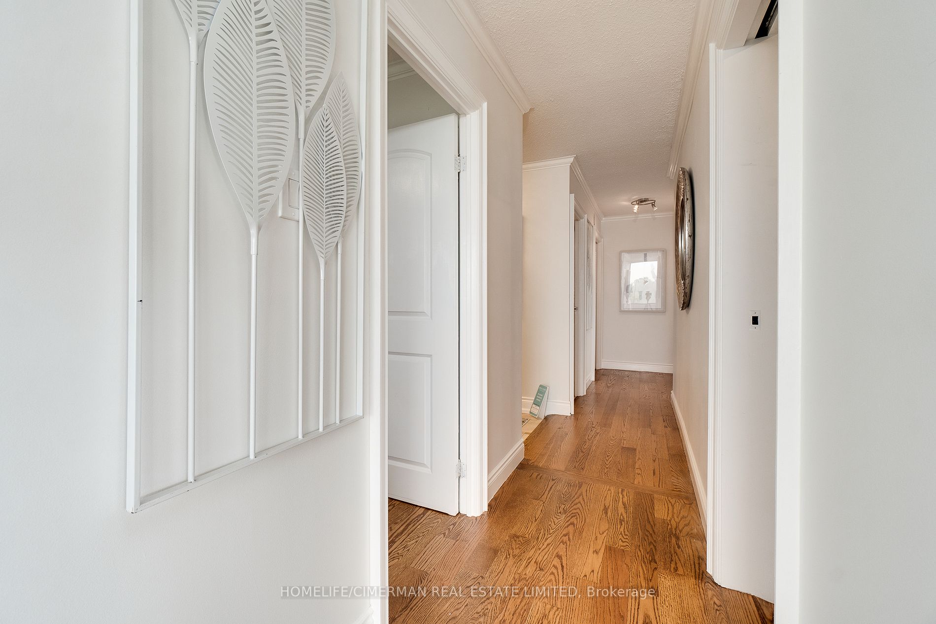 100 Quebec Ave, #712