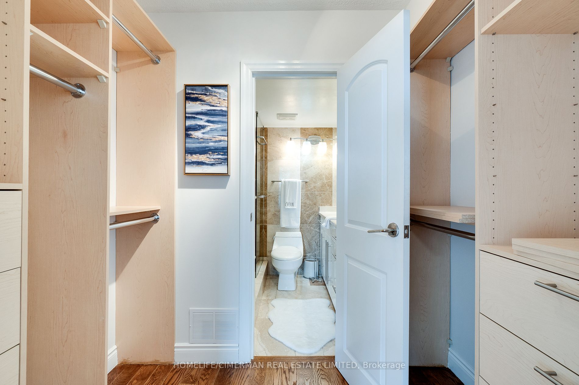 100 Quebec Ave, #712