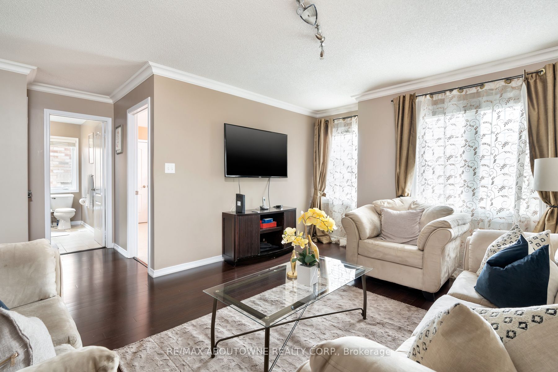 3108 Ferguson Dr