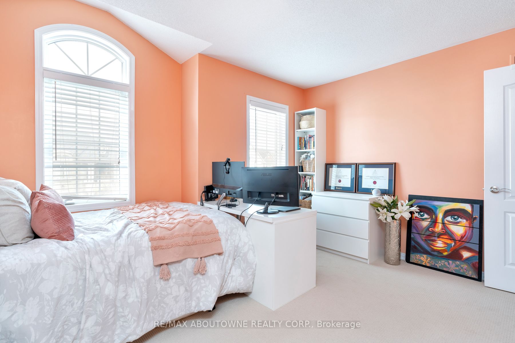 3108 Ferguson Dr