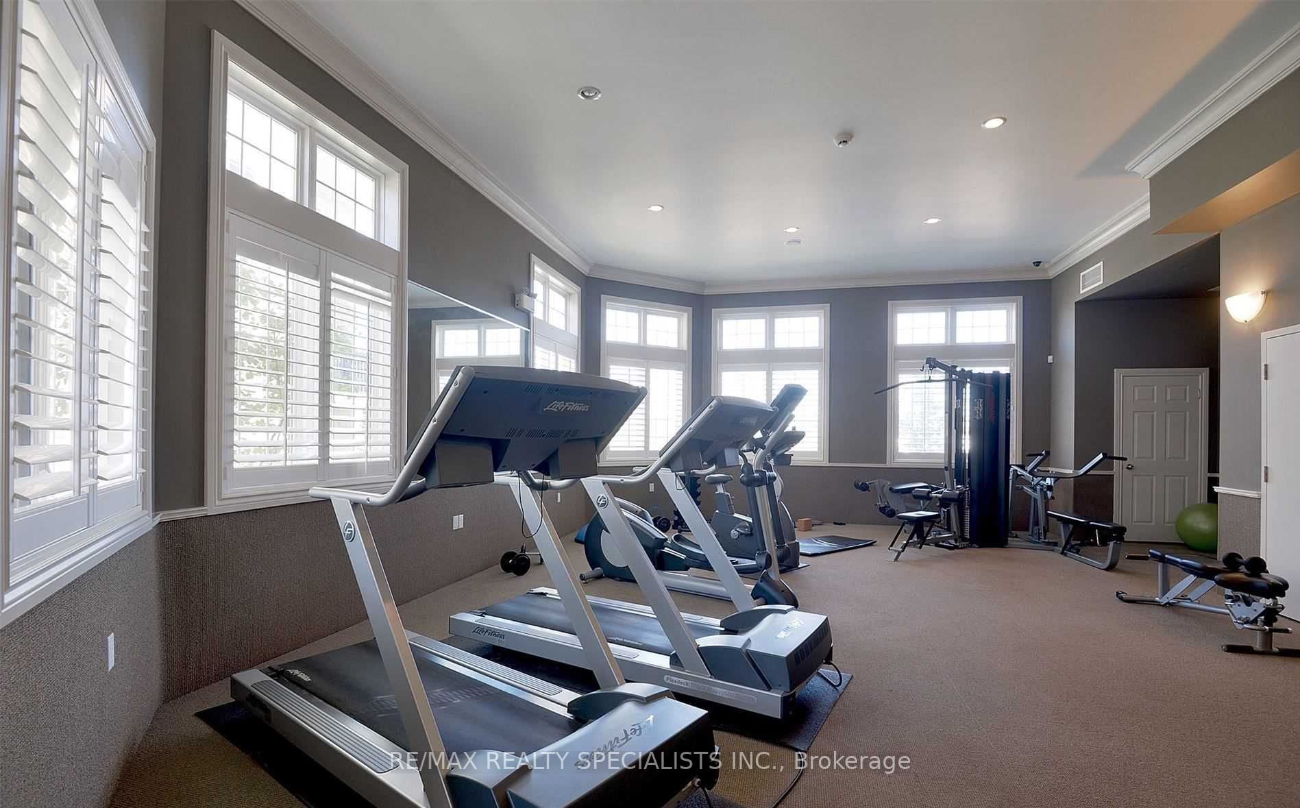 1380 Main St E, #408