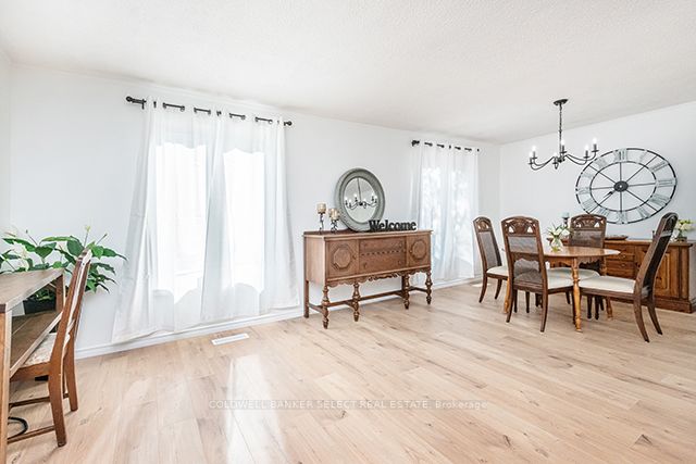 354 Whitehead Cres