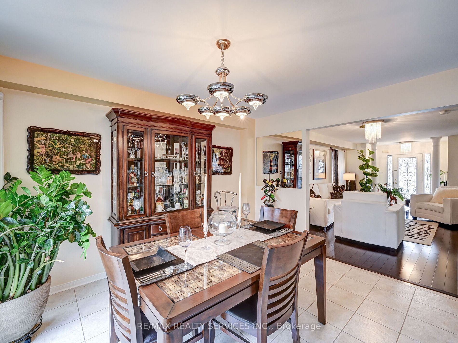 53 Oakmeadow Dr