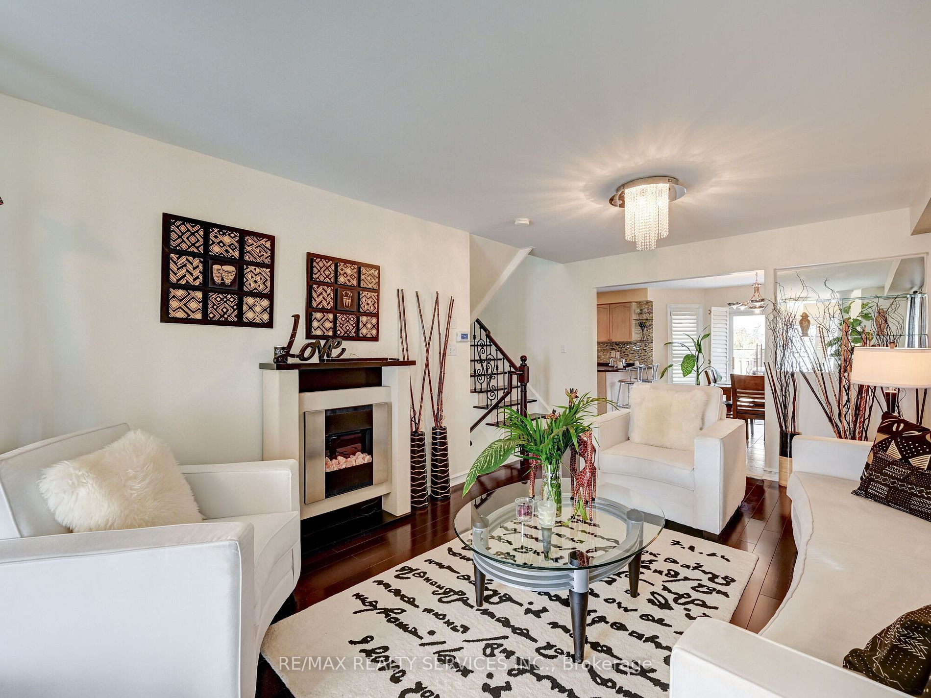 53 Oakmeadow Dr