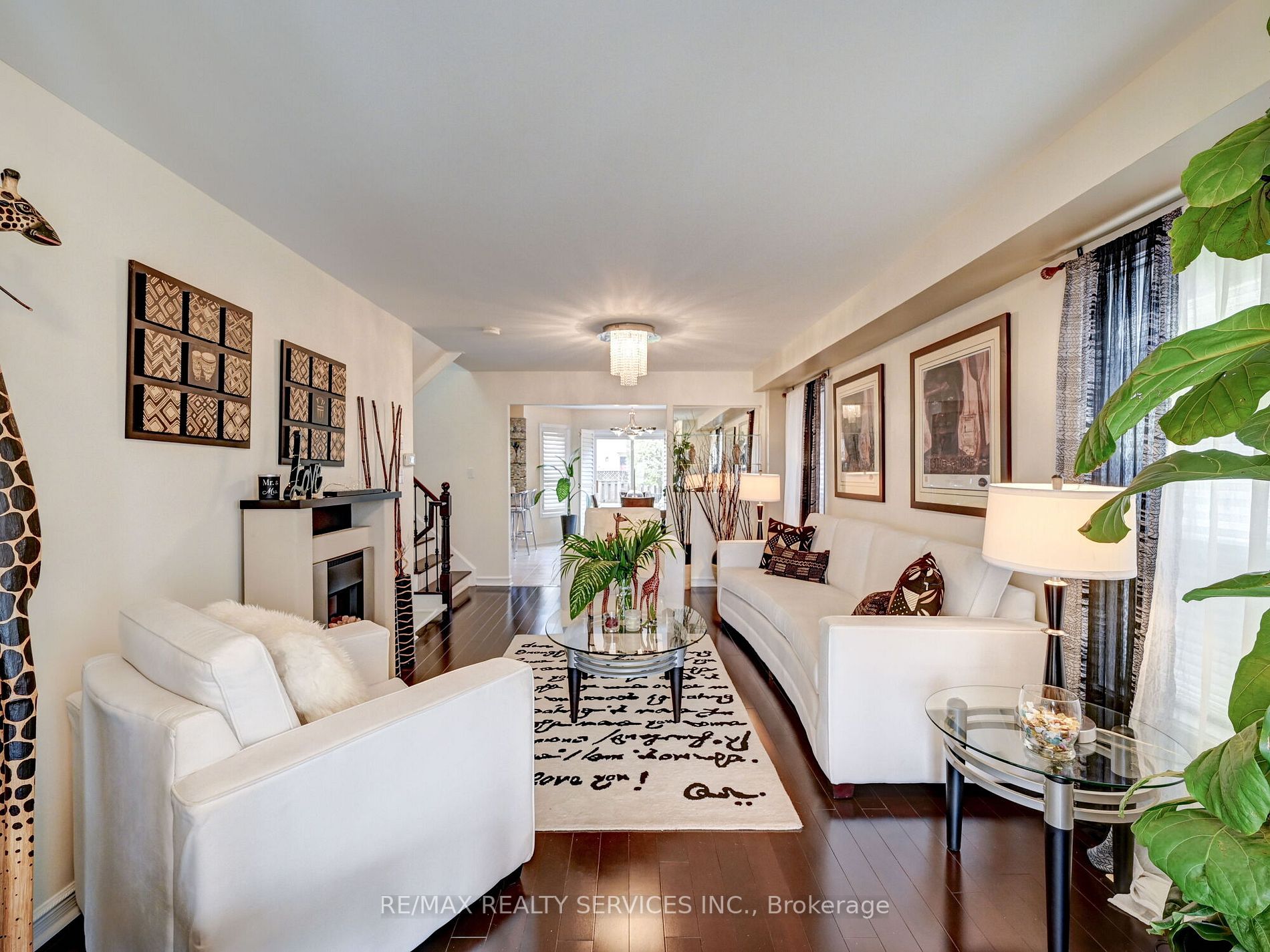 53 Oakmeadow Dr