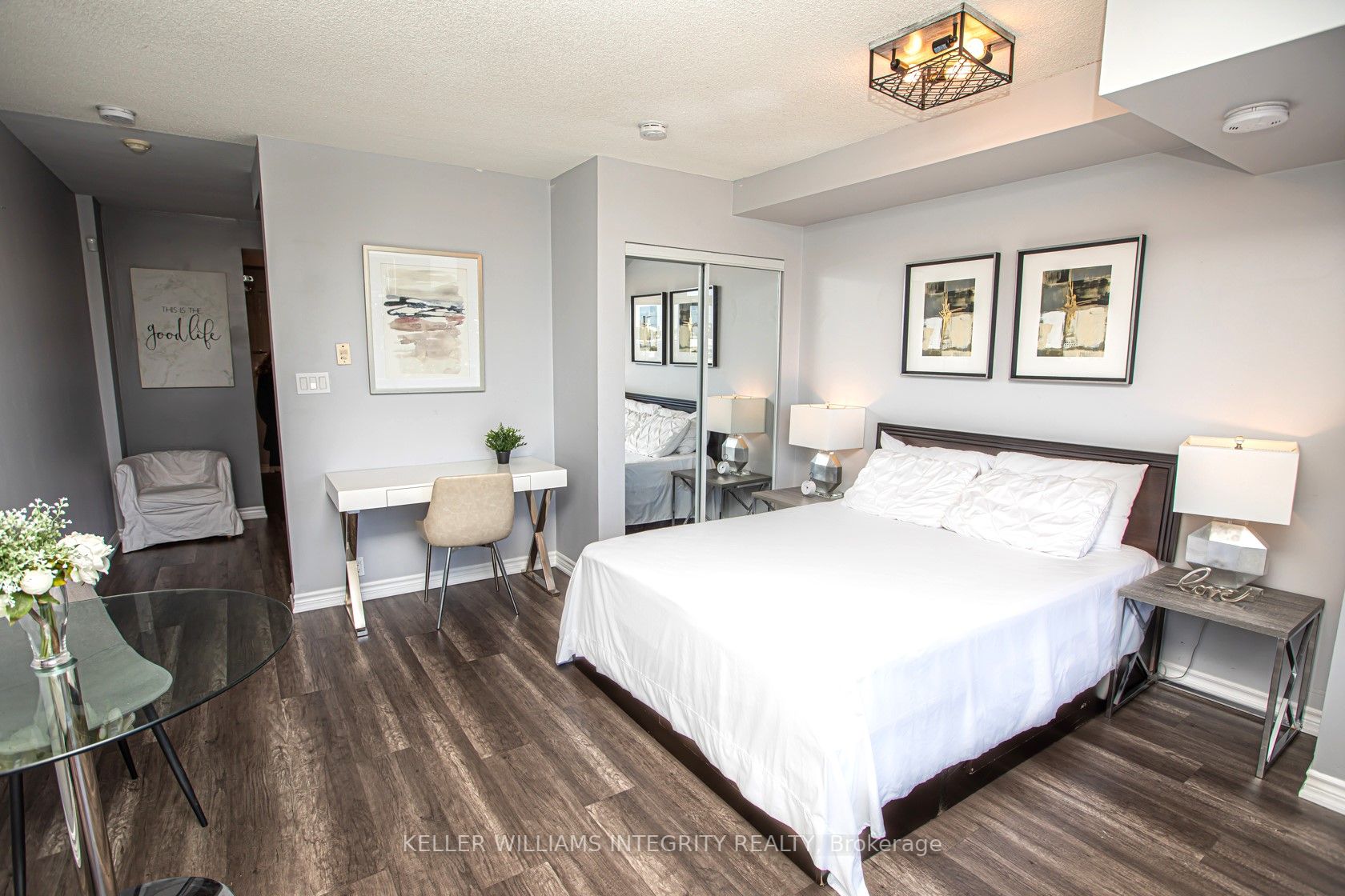 2464 Weston Rd, #402