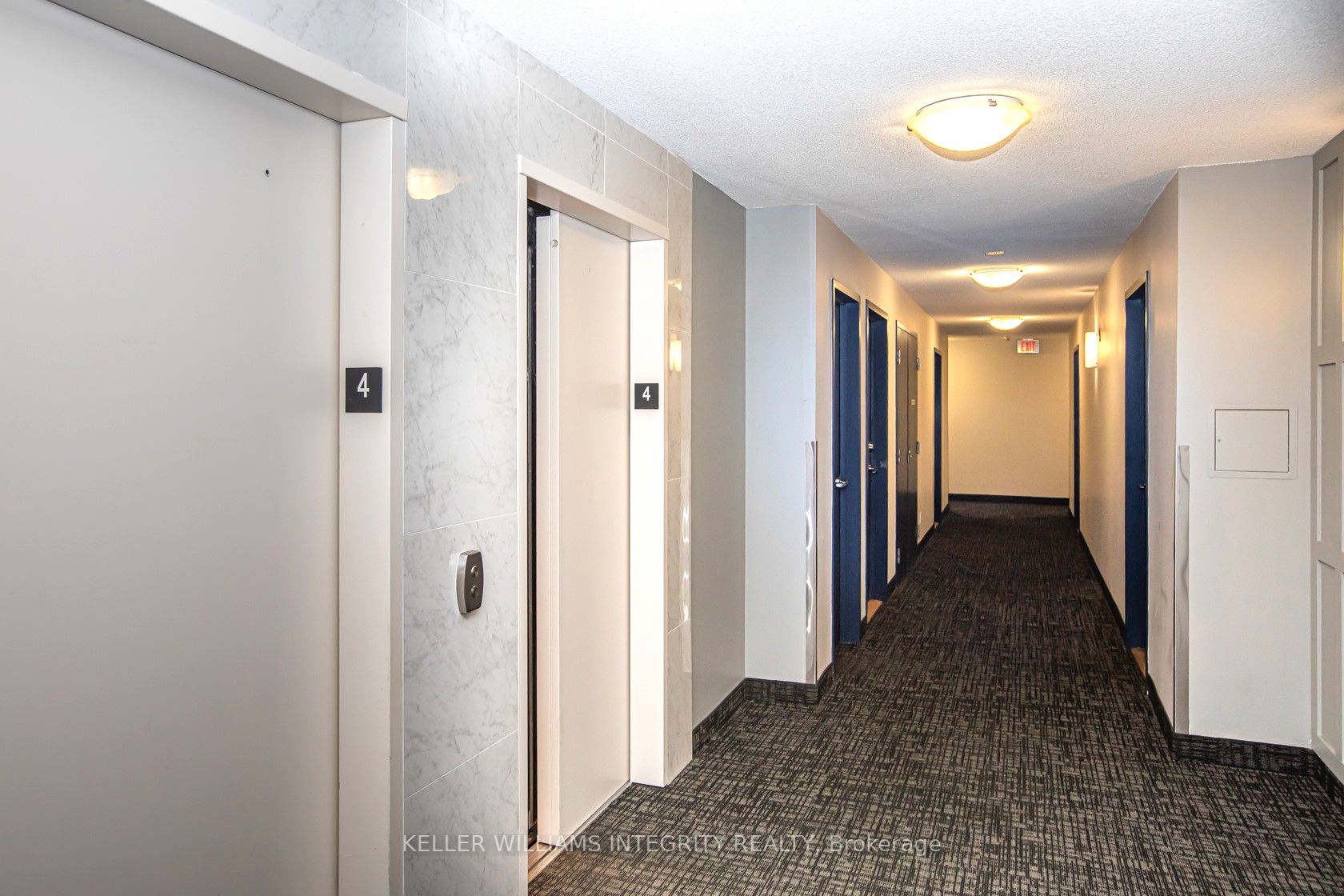2464 Weston Rd, #402