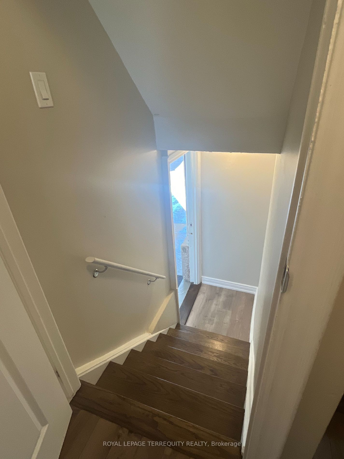 2508 Cobbinshaw Circ