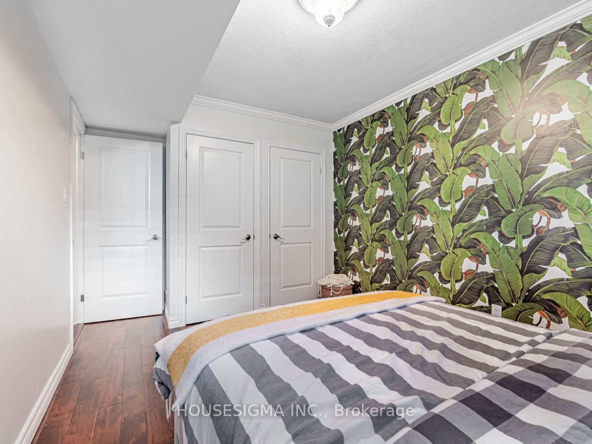 444 Plains Rd W