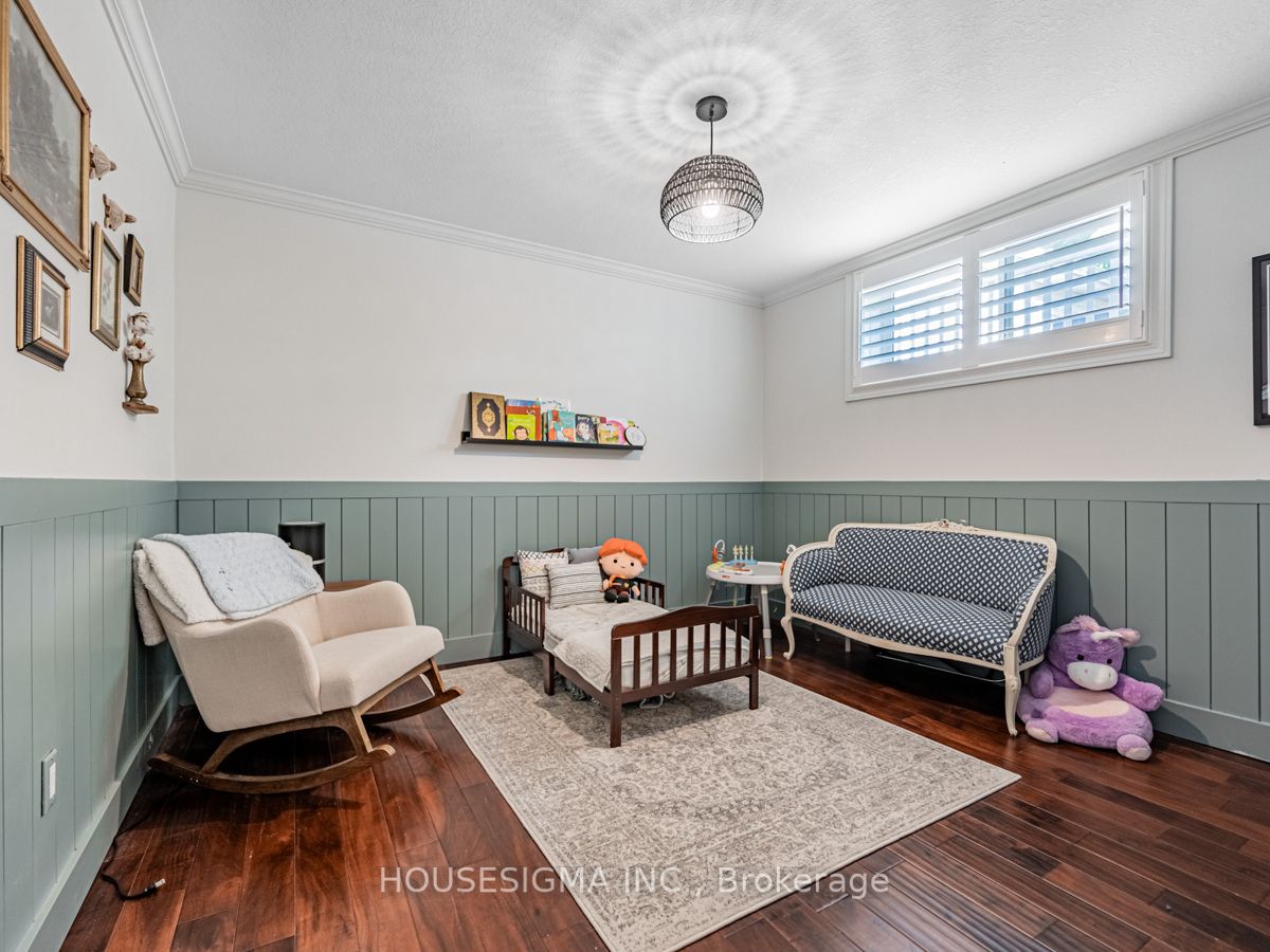 444 Plains Rd W