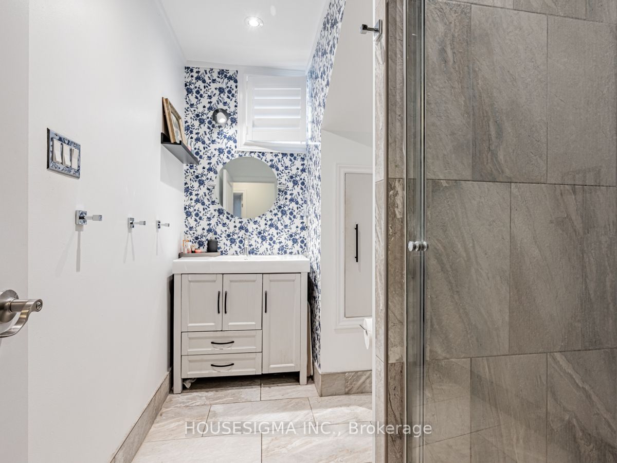 444 Plains Rd W