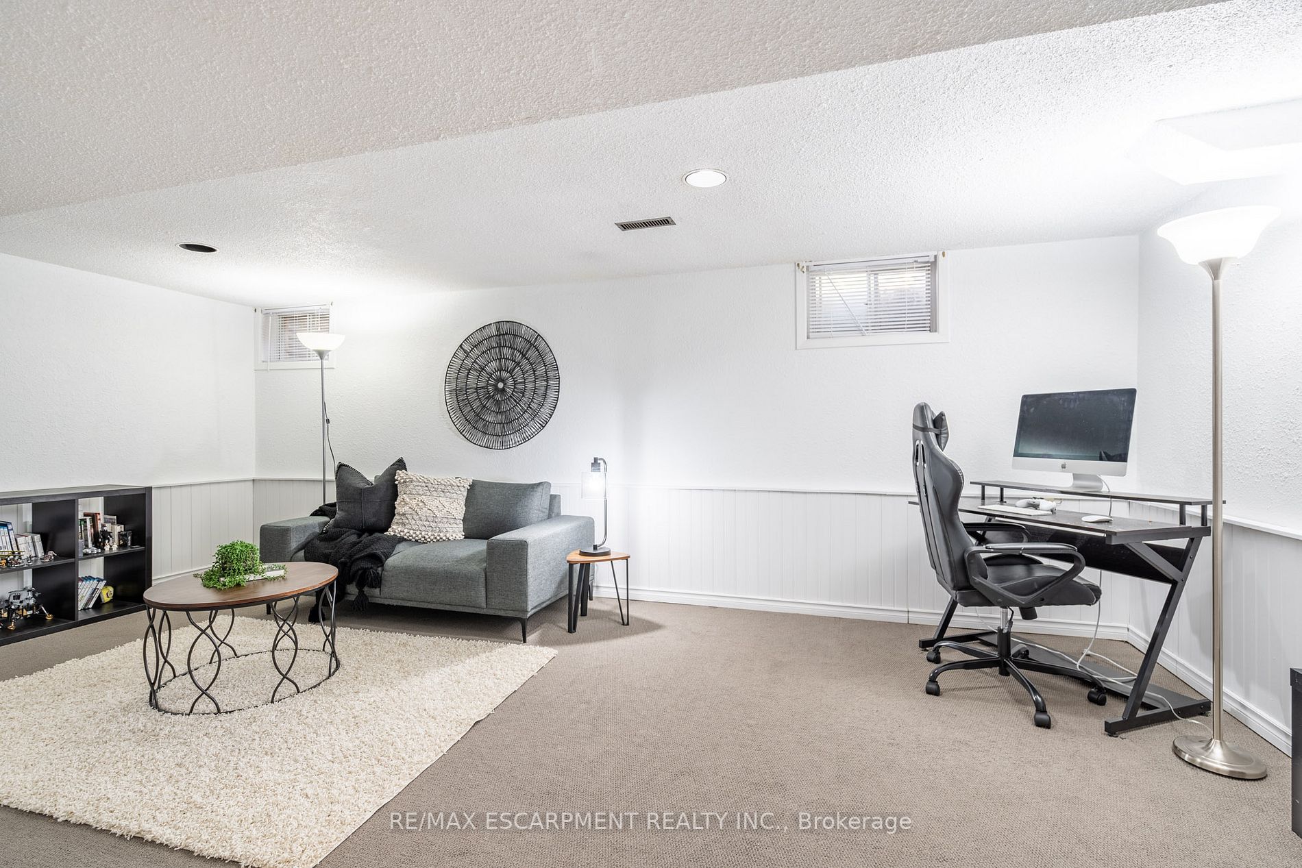 2263 Leominster Dr