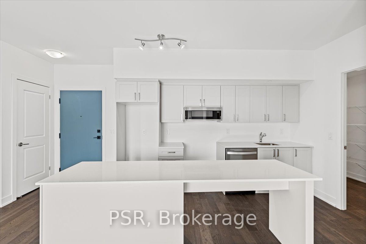 1063 Douglas Mccurdy Comm Circ W, #501