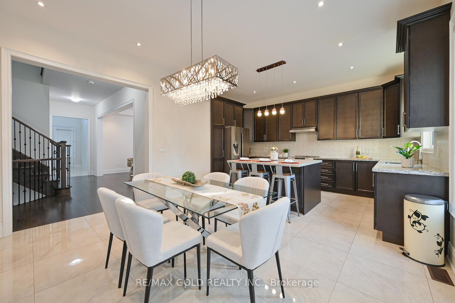 34 Erintown Cres