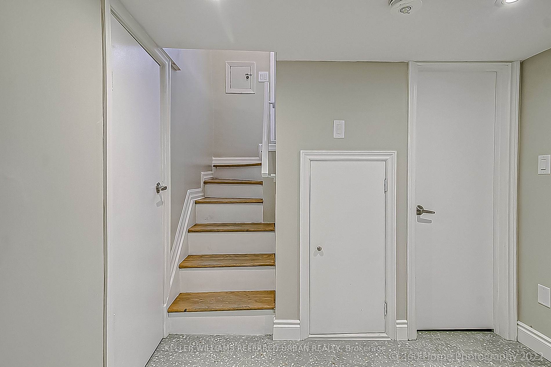 554 Caledonia Road, #Lower