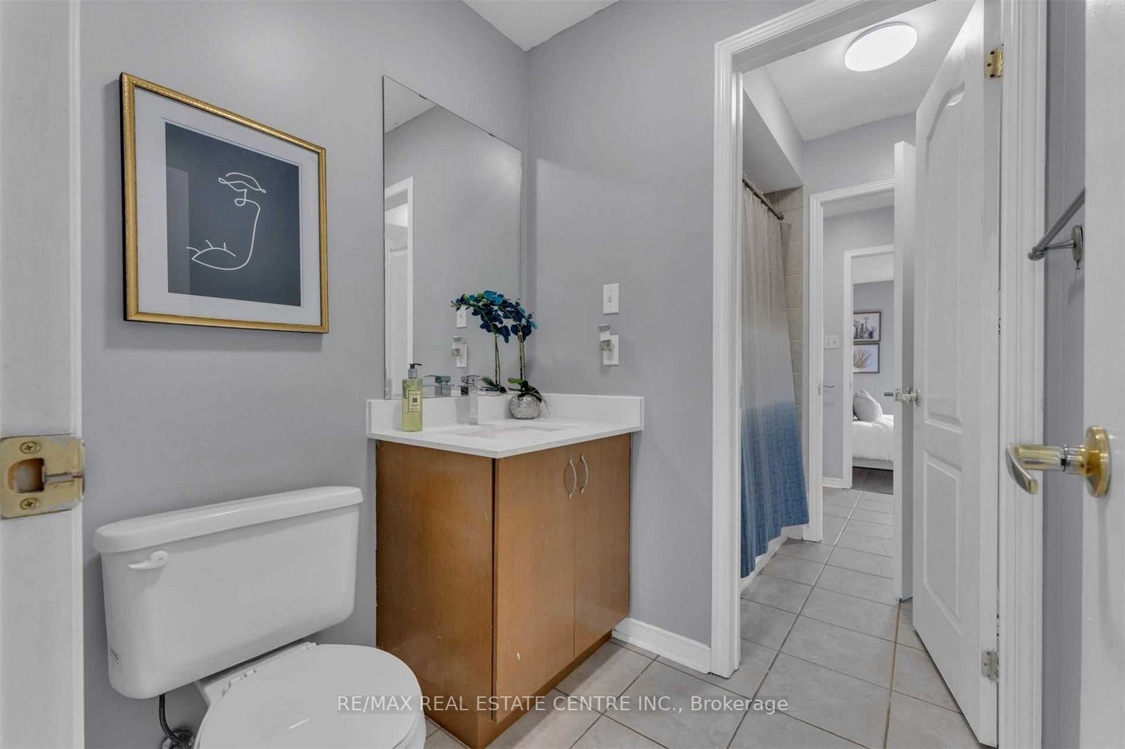435 Hensall Circ, #176