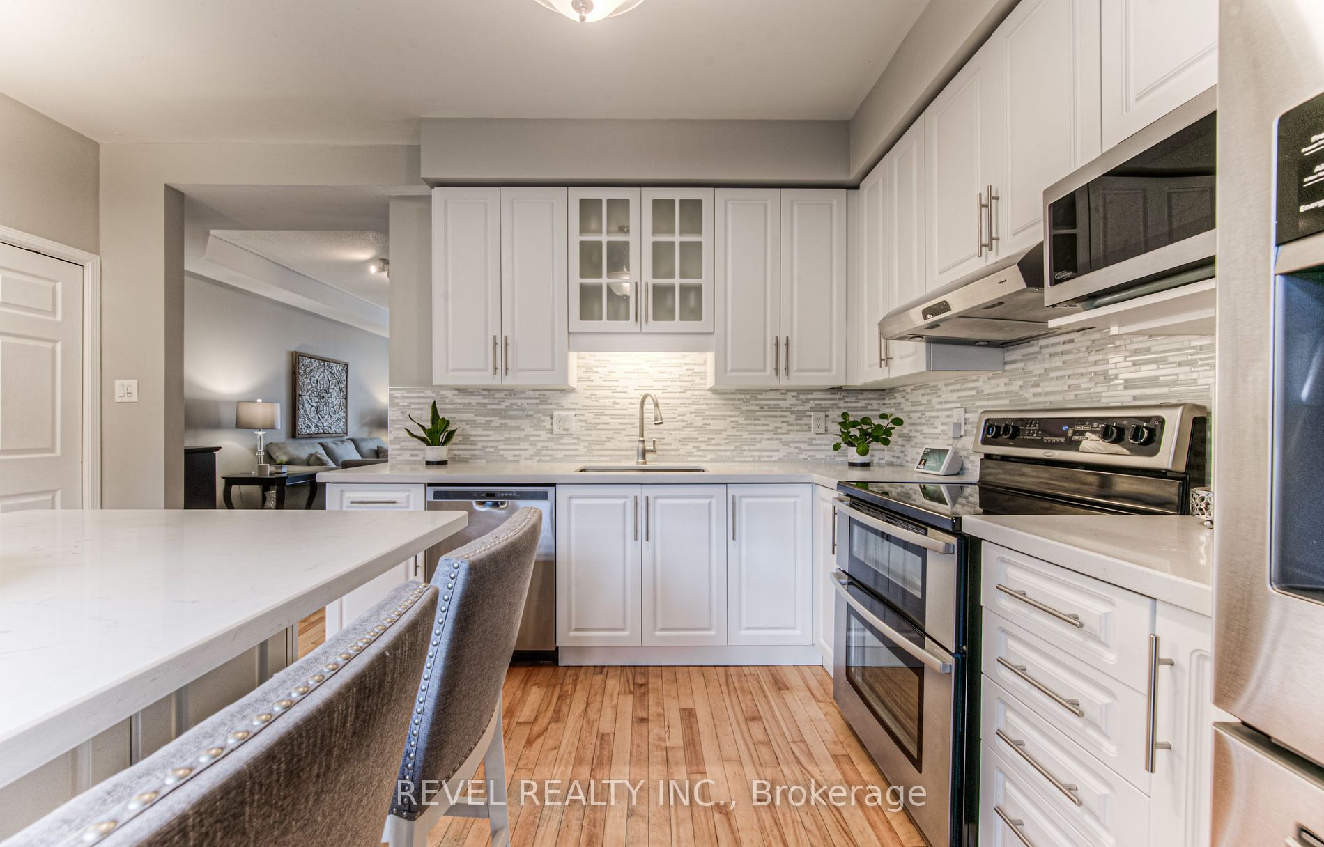 175 Roxton Rd