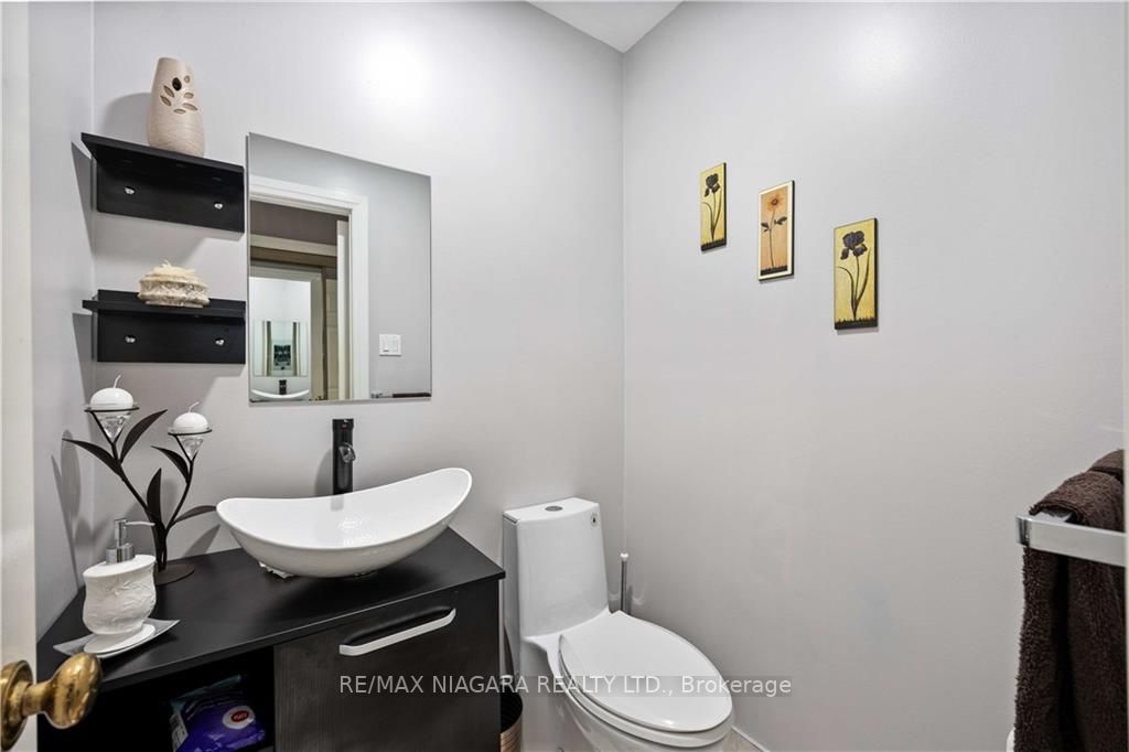 4535 Gatineau Ave