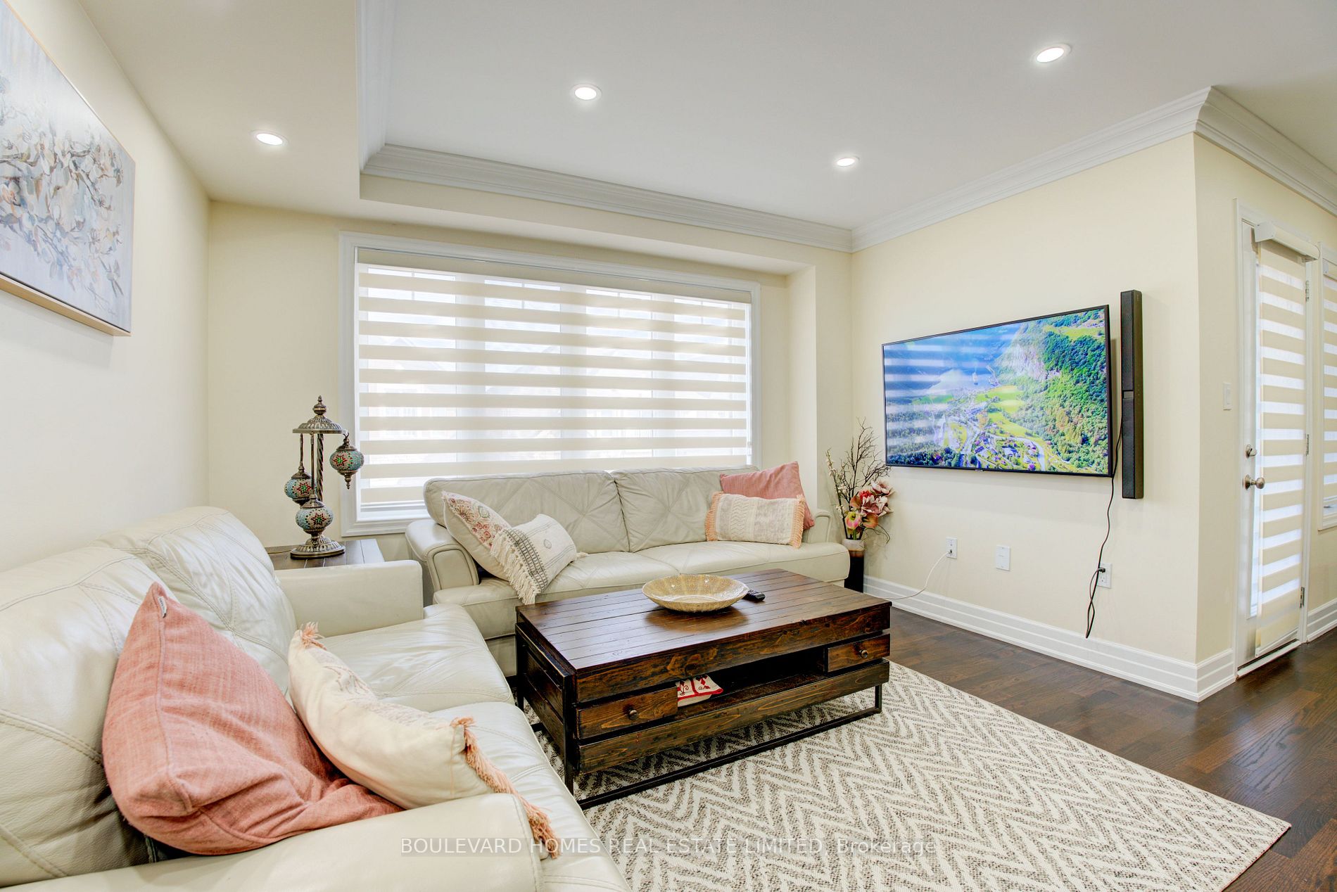 209 Lemieux Crt
