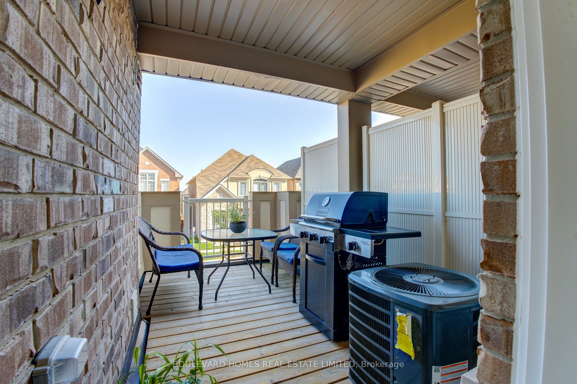 209 Lemieux Crt