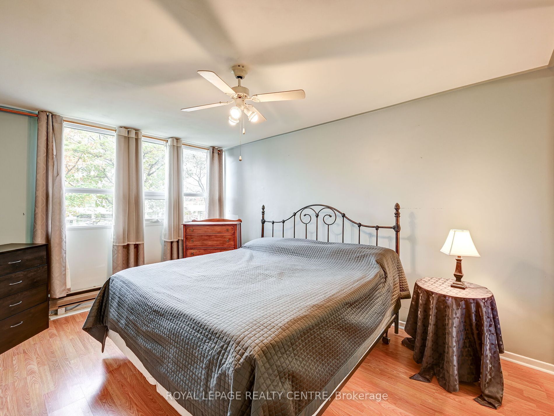 2323 Confederation Pkwy, #202