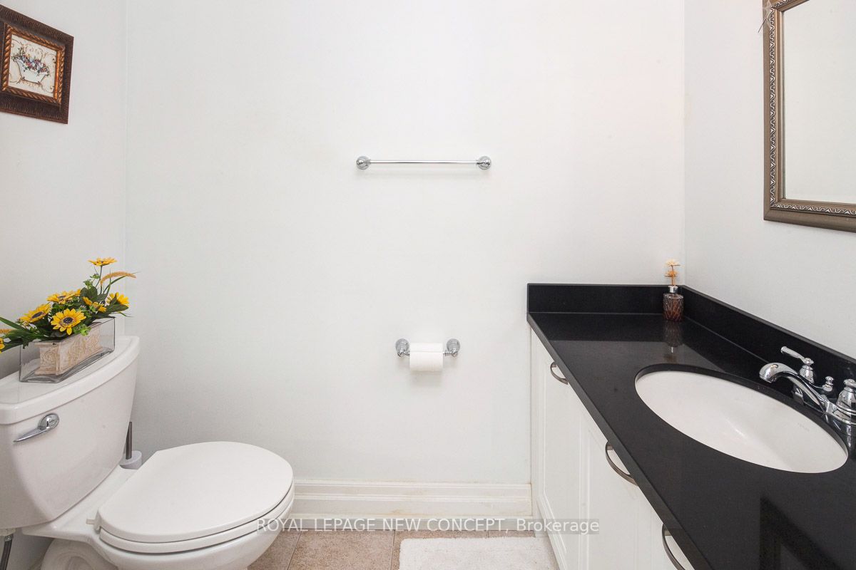 1240 Marlborough Crt, #1001