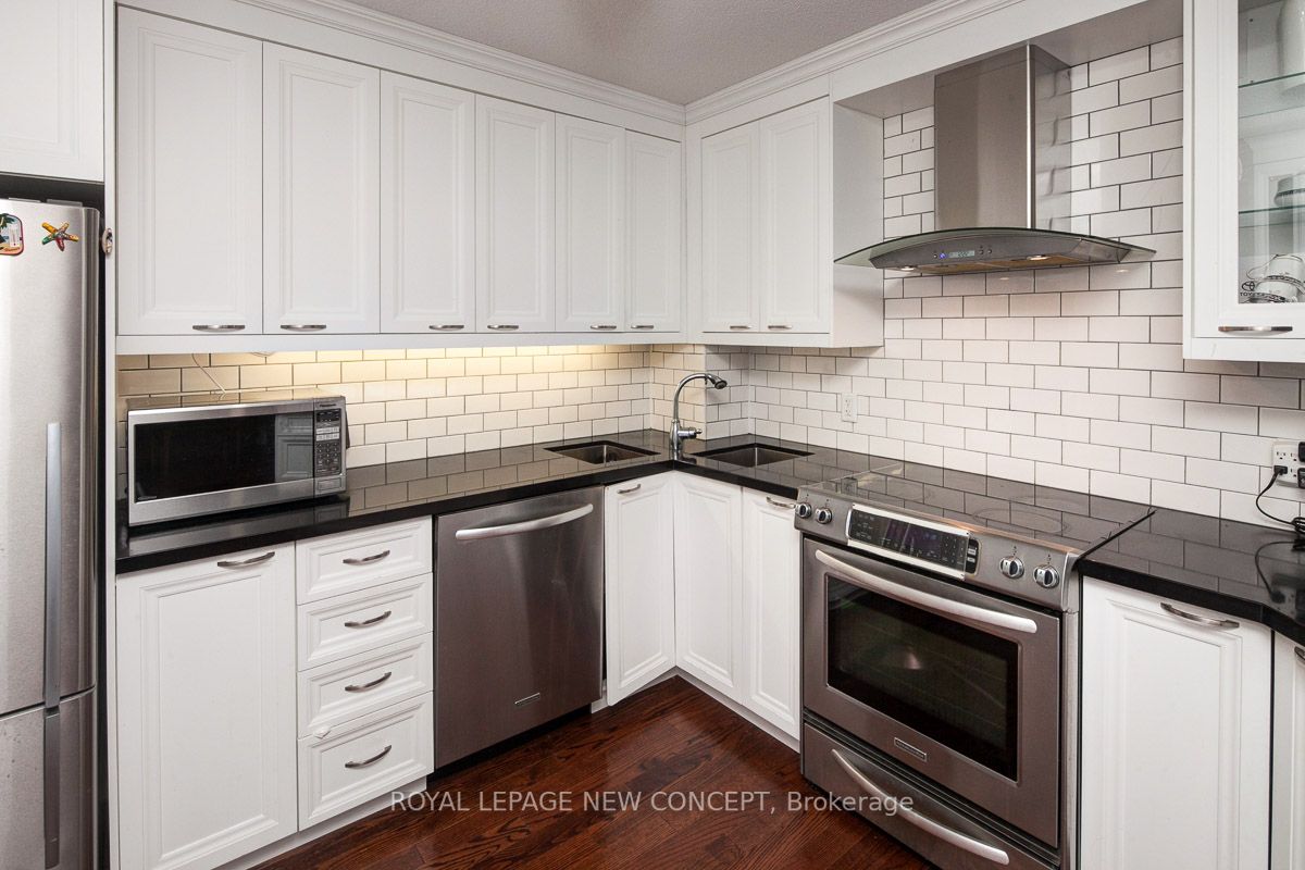 1240 Marlborough Crt, #1001