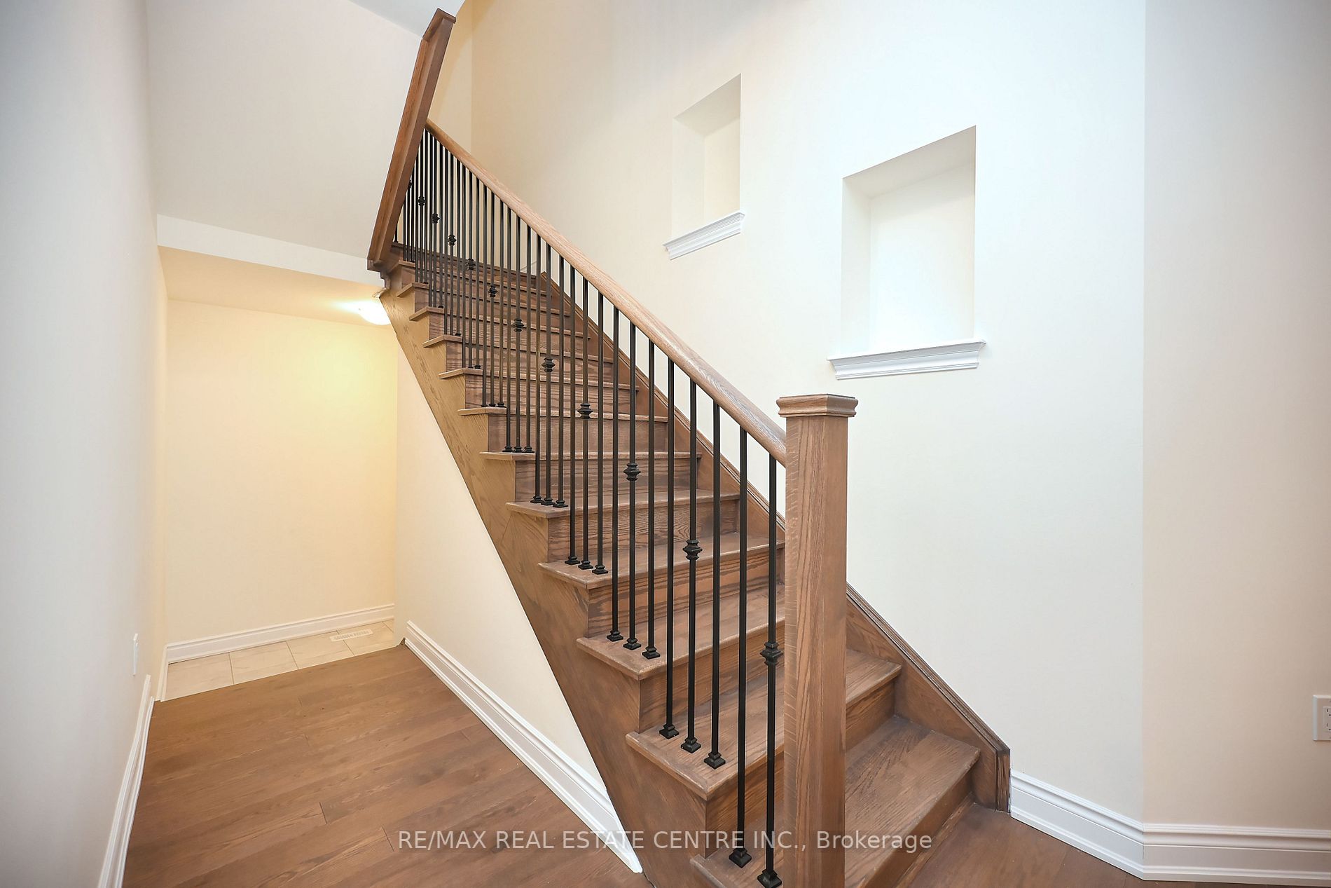 3412 Mosley Gate