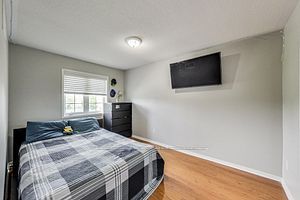 107 Crystal Glen Cres