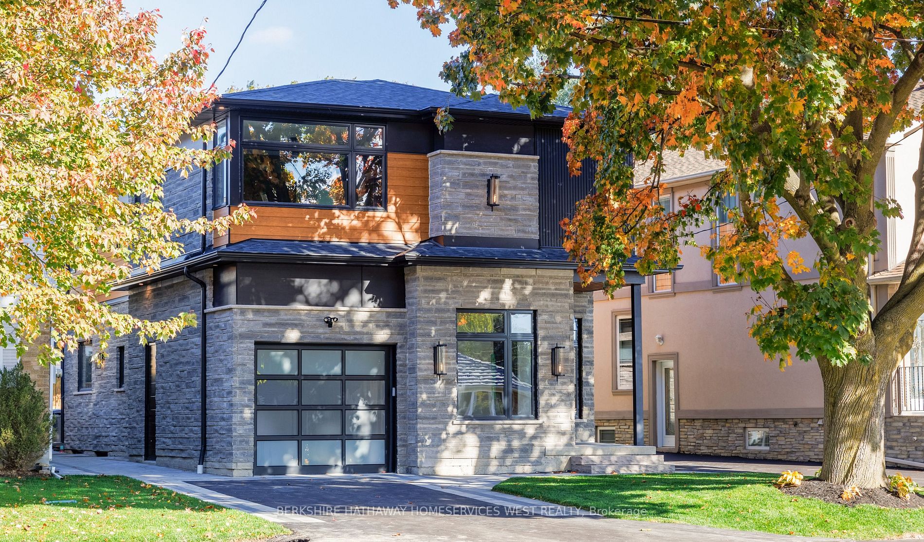 28 Enfield Ave