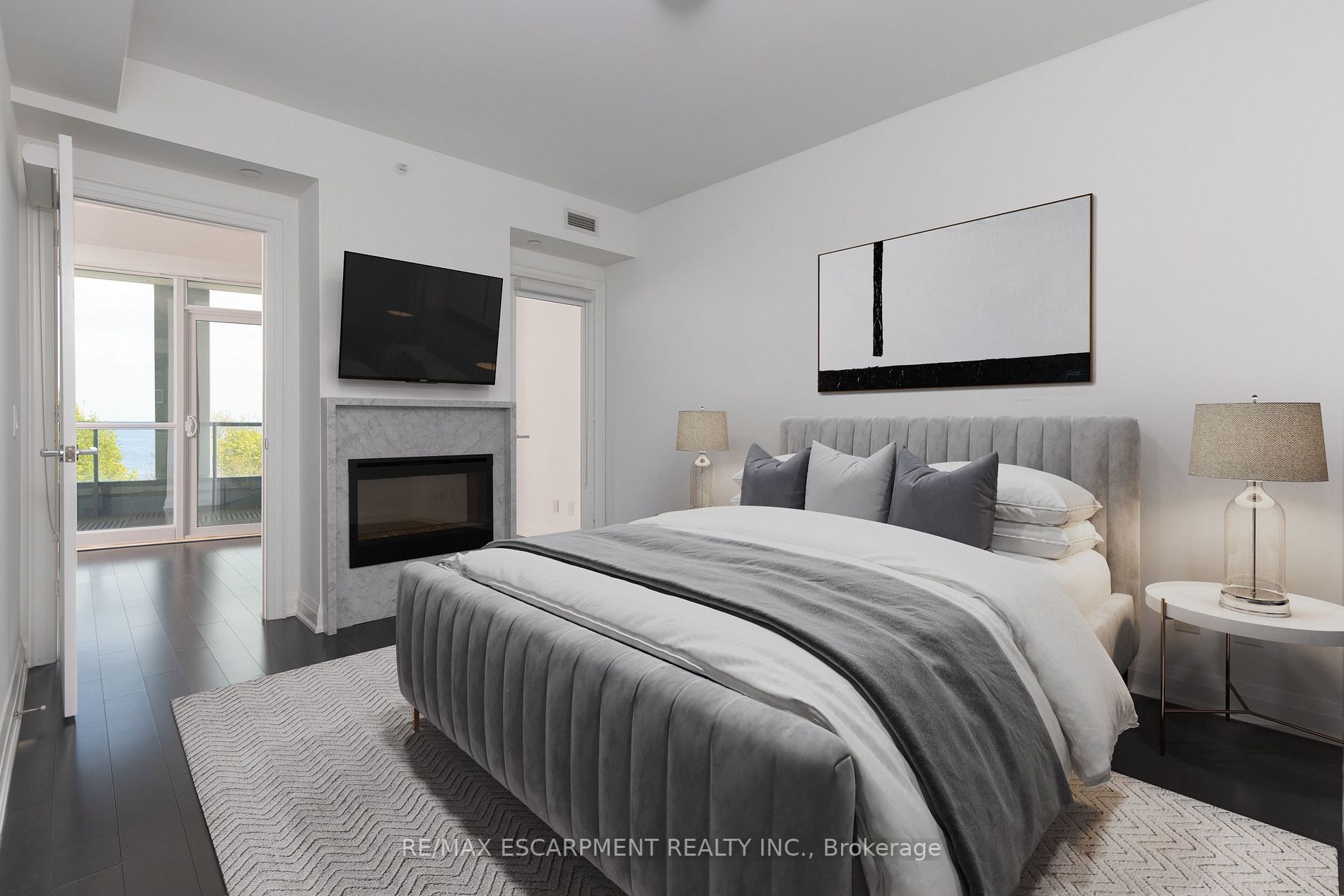 11 Bronte Rd S, #316