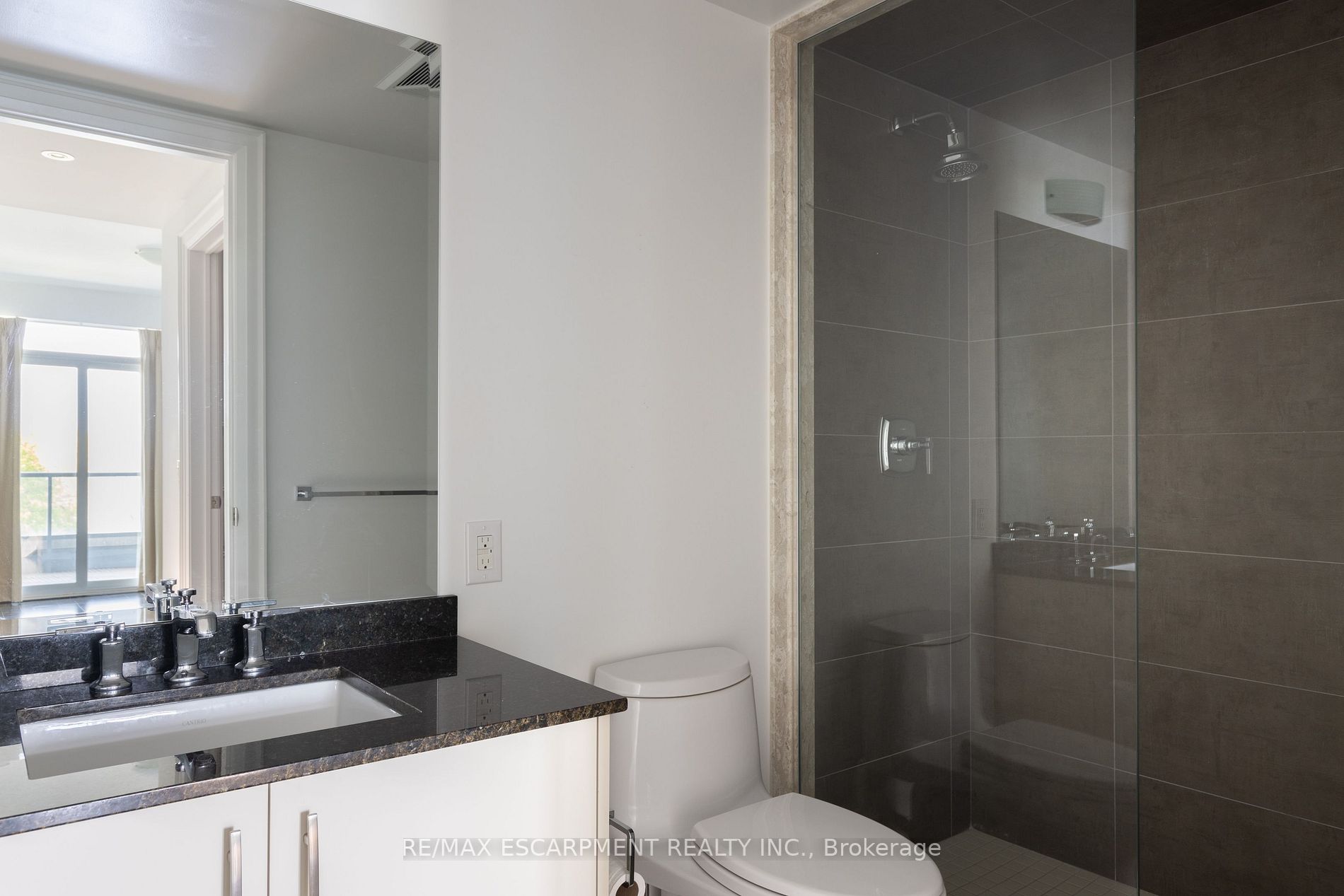 11 Bronte Rd S, #316