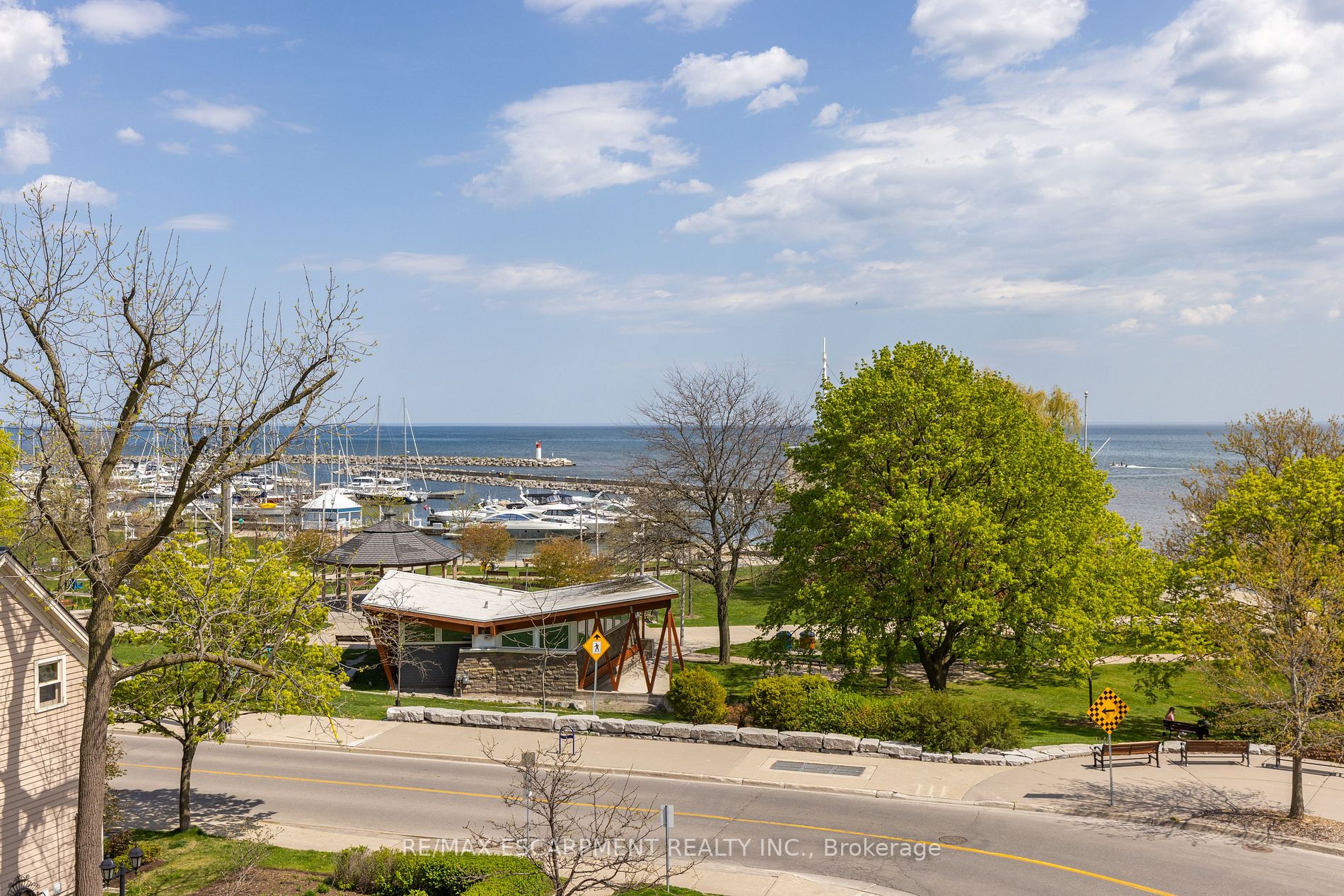 11 Bronte Rd S, #316