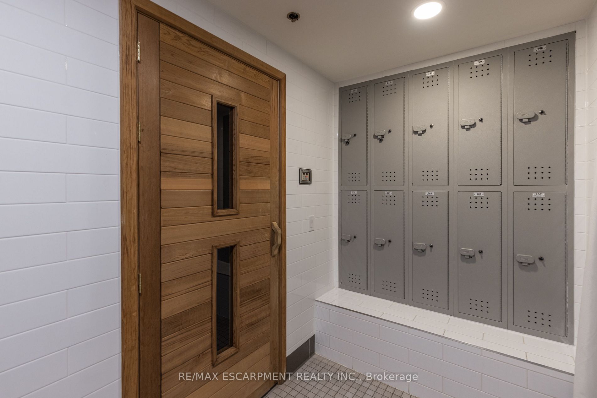 11 Bronte Rd S, #316