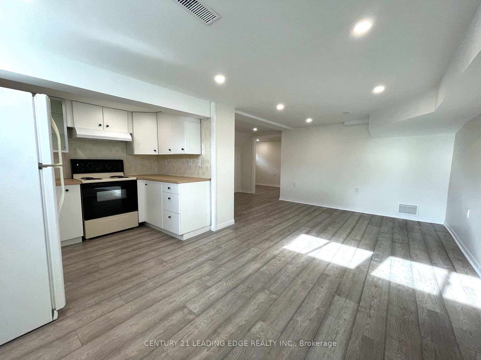 137 Raylawn Cres