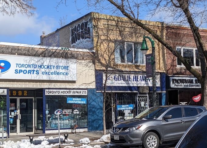 1590A Bloor St W, #Upper