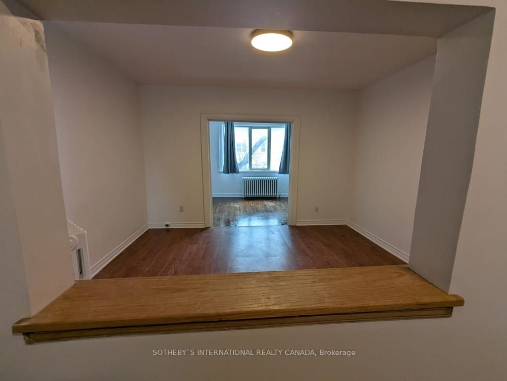 1590A Bloor St W, #Upper