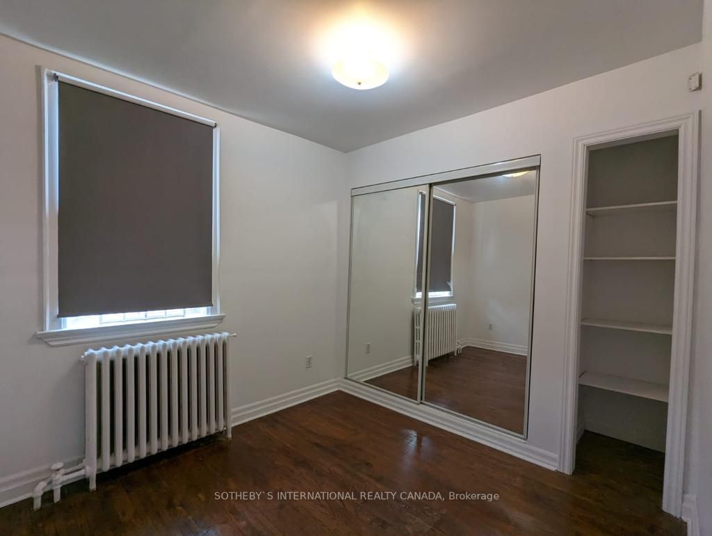 1590A Bloor St W, #Upper