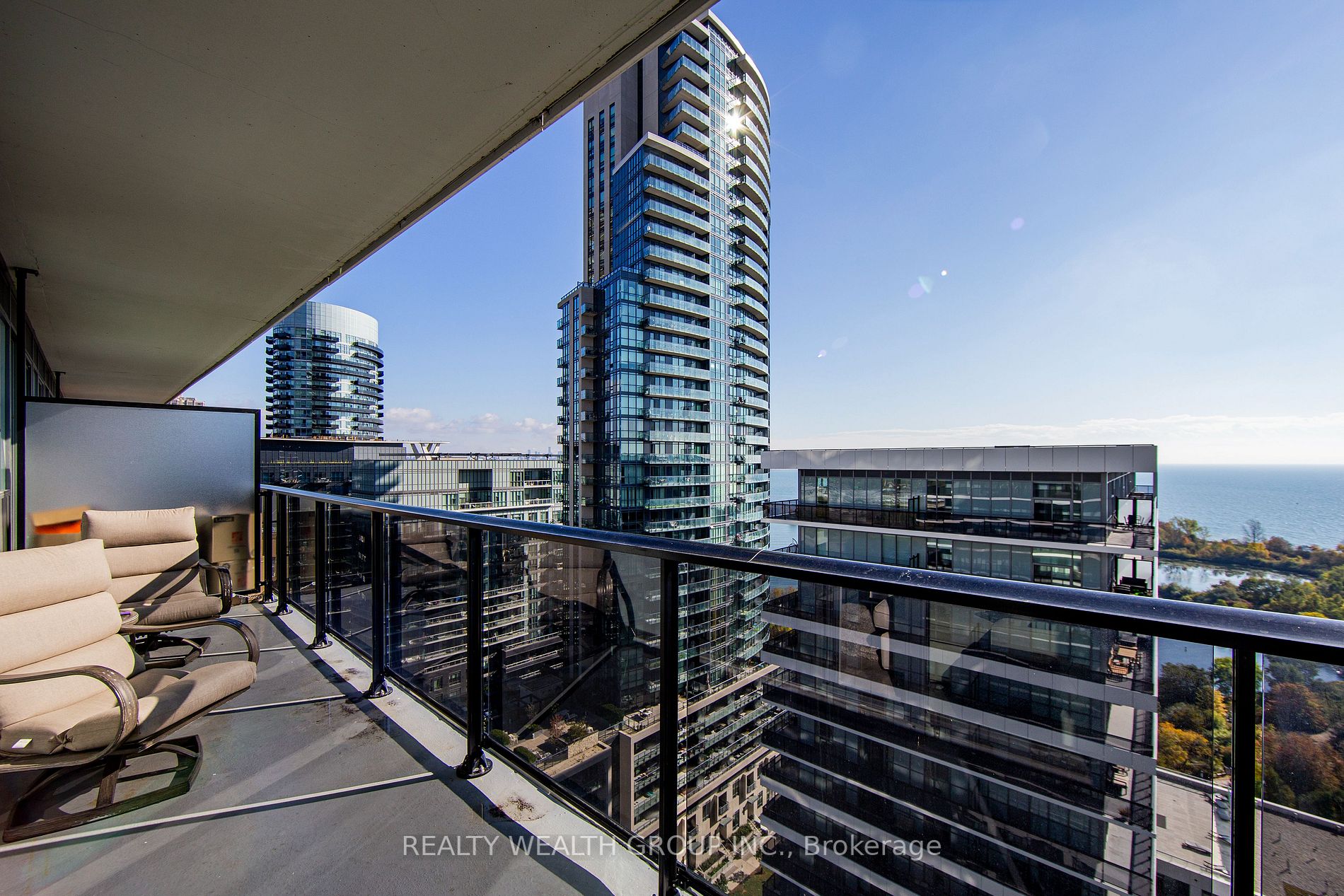 70 Annie Craig Dr, #1806
