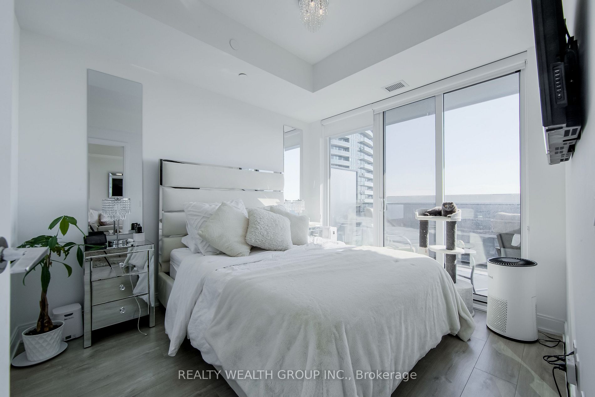 70 Annie Craig Dr, #1806