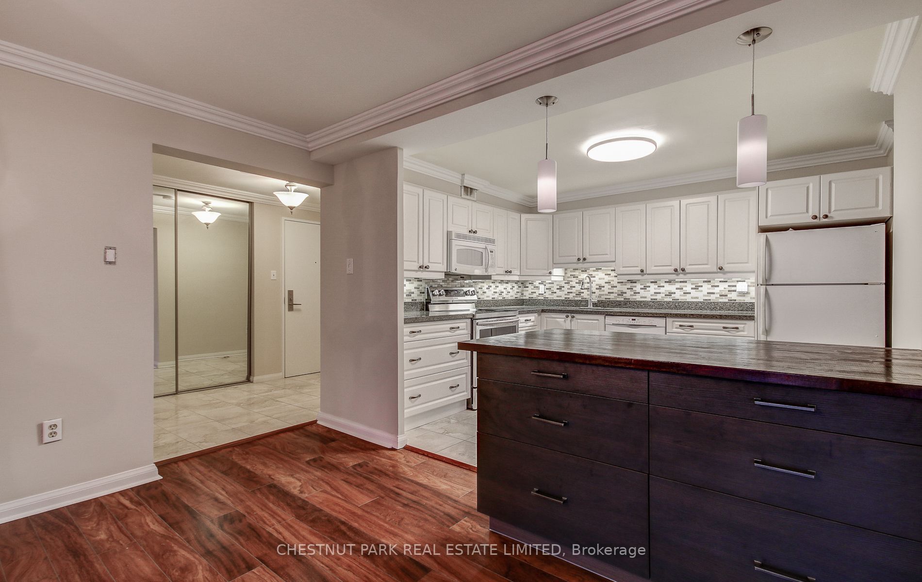1400 Dixie Rd, #2107